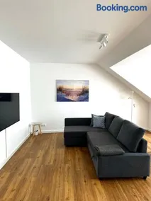 Etagen-Wohnung nahe Flughafen Hamburg - Image 1