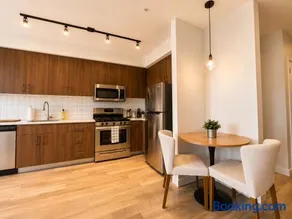 Lovely Brand New Condo - Image 2