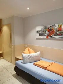 Hausner`s Hotel- Studio Apartments - Image 3