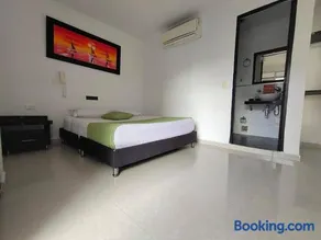 Confort Plaza Hotel - Image 5