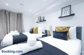 Cozy Riverside Apartment 5mins to train station - Image 3