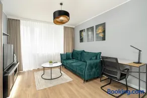 Stylish Two Bedroom Apartment with Parking Near Lake Malta in Poznań by Noclegi Renters - Image 1