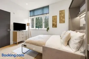 Modern 2 Bed Apartment by MCF - Image 5