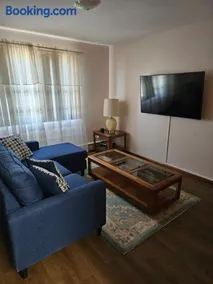 2nd Fl 2BR Apartment Oceanside NY - Image 4