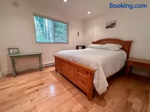 The Grove B&B Mayne Island - Image 3
