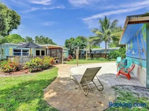 Tropical Oasis - BBQ and Beach-Inspired Nook - Image 3
