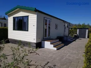 Cozy chalet near Amsterdam at Camping Venhop - Image 1