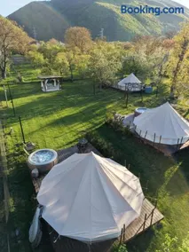Green Garden Glamping Retezat - Image 1