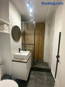 L&M Apartment - Image 1