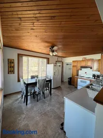 Brookside Retreat, LLC - Image 1