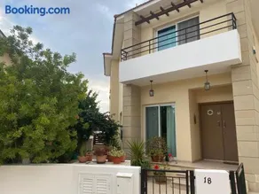 Holiday House in Oroklini - Image 2
