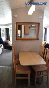 Wood Farm Caravan - Image 2