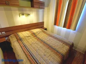Mobil-home avec Terrasse, 3 Chambres, 4 Personnes - API-1-52-1131 - Image 2