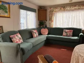 2 bedroom static caravan - Image 1