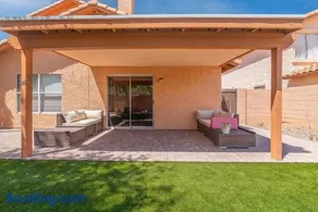 Desert Getaway Mountain Views and Backyard Lounge - Image 2