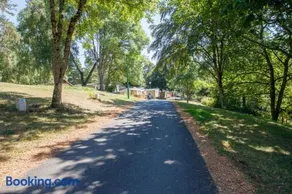 Camping Paradis Les Chanterelles - Image 3