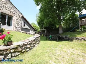 Gîte familial restauré avec jardin clos, équipements bébé, animaux acceptés, proche St-Julien-Chapteuil - Image 4