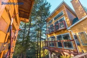 LoveNestChalet - Romantic with Private Hot Tub & Fireplace - Image 3