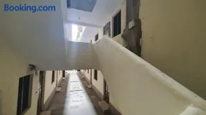 Brink Breeze Guest Rooms & Apartments - Image 3