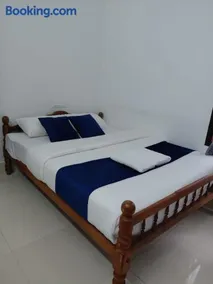Eterna Deluxe Rooms - Image 3
