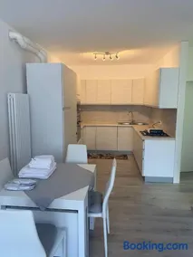Martin House - Image 3