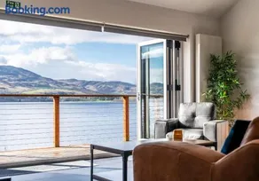 Shoreland Lodges - Holly Lodge - Image 1