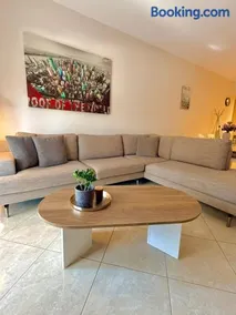Alex Superior Apartment - Image 3