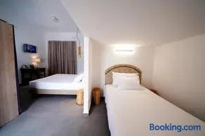 Ducas Rooms and Suite - Image 3