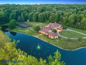 12,700 sf 8 Room Mansion on 18 acres - Image 1