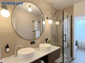 Seestadt Apartment I Sauna I Parkplatz I Zentral - Image 3