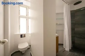 TEST ONLY Spacious and Comfortable First-Floor 3BR - Image 4