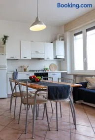 Shakira Apartments - Image 3