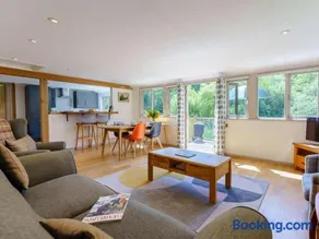 2 Bed in Uckfield oc-80504 - Image 4