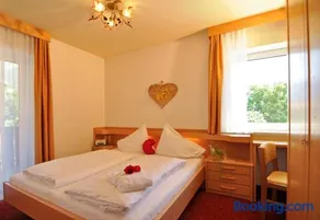 Alpina Residence - Image 4