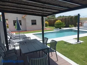 Impresionante chalet en O Rosal - Image 2