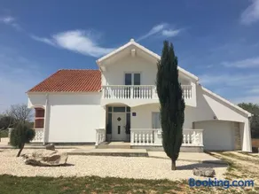 Villa Zerava Nin - Image 1