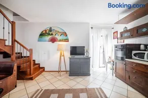 Camping Italia 90 Two Levels Apartment - Image 1