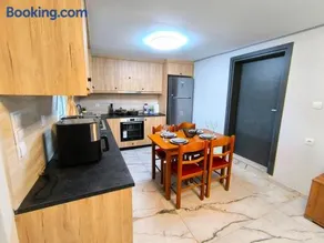 Glyki Canyon Bungalow - Image 3
