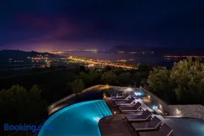 Skyfall Villa - Image 2