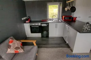 Whitewave Apartment - Image 5