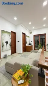 Parrot Edge Colombo - Sky Lounge - Image 1