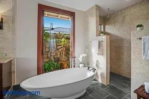 Luxury Ocean View 4 Bedroom Home - Image 3