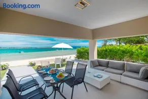 Tiamo Secrets - Beach Front - Image 1
