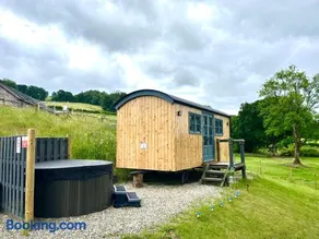 Oakies Farm Stays - Image 5