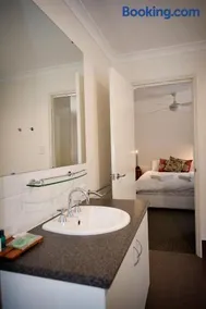 Margaret River Hideaway & Farmstay - Image 3