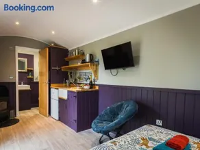 1 Bed in South Molton oc-96361 - Image 3
