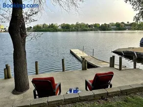 Newly Remodeled House on Cedar Lake! - Image 4