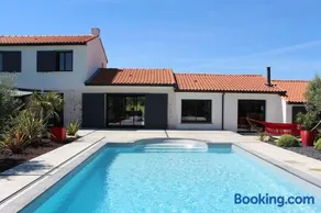 Villa grand standing avec piscine proche Nantes - Image 1
