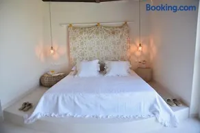 Elefthia Syros Exclusive Suite-Sea View & Jacuzzi - Image 1
