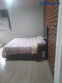 Butterfly lodge 3 - Image 2
